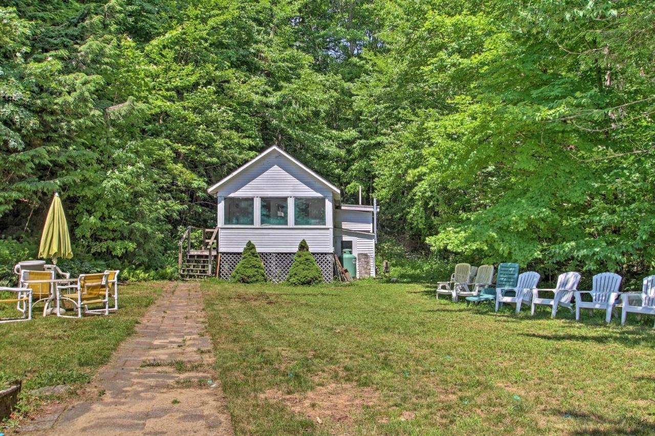 Lakefront Rumney Retreat With Shared Dock And Beach! Luaran gambar